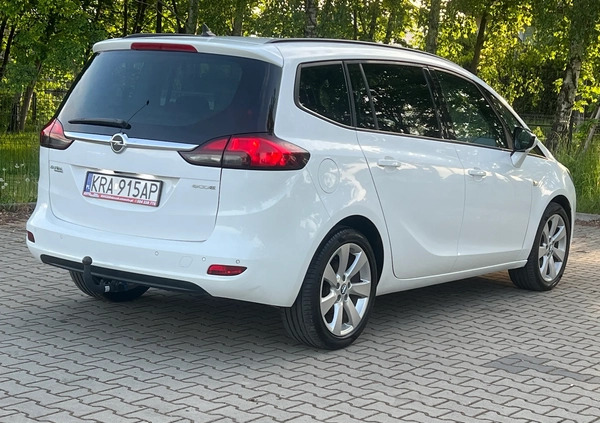 Opel Zafira cena 43900 przebieg: 105000, rok produkcji 2012 z Świecie małe 742